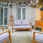 Trendy Apartment In Central