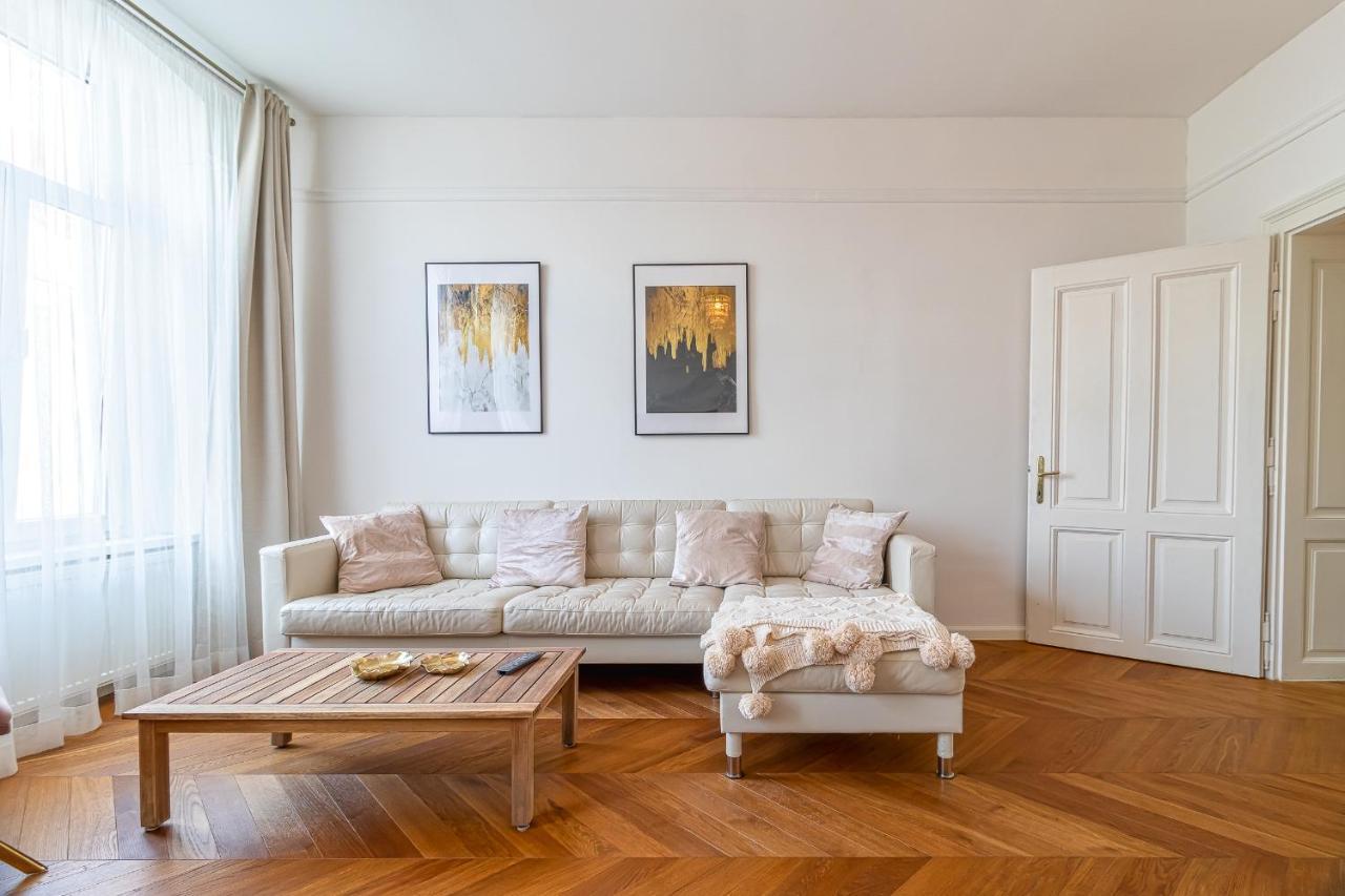 Apartment Trendy In Pressburg